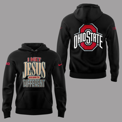 Back at Ohio State, J.T. Tuimoloau makes a statement in the ‘I MET JESUS AND NOW I’M DIFFERENT’ Hoodie